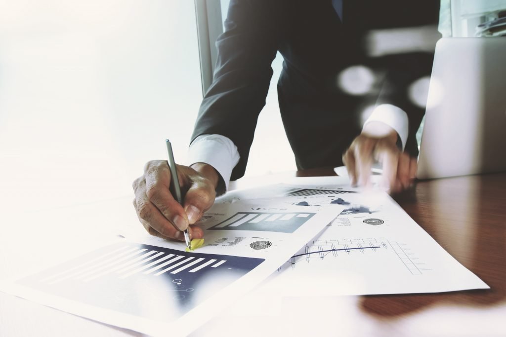 Cutting costs: maximizing results 1 6a09dadbfe8e4b2c844d14f0df73cb86